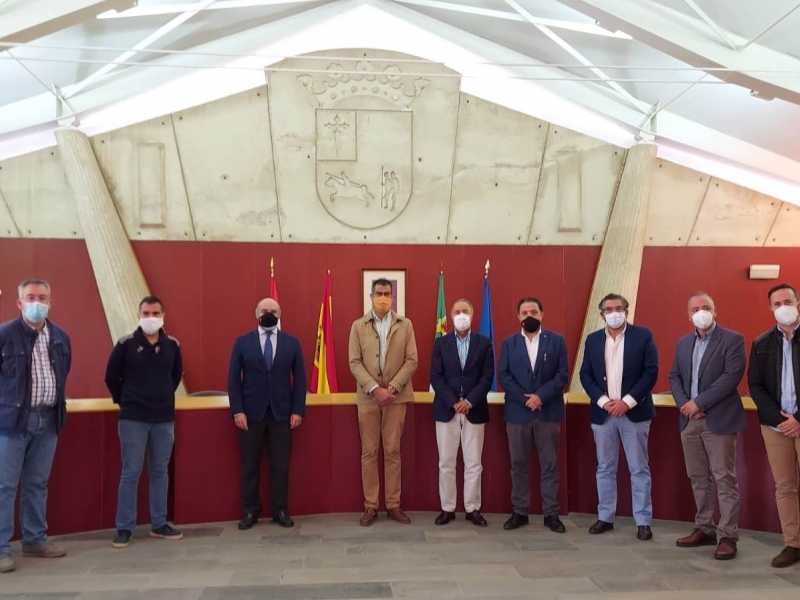 Cámara y Ayuntamiento de Villafranca firman un convenio para la apertura de una delegación en la localidad