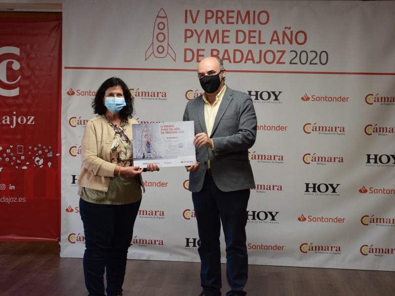 IAAS365 SL recoge el premio Pyme del año 2020 de Badajoz