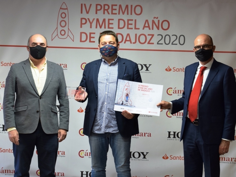 IAAS365 SL recoge el premio Pyme del año 2020 de Badajoz