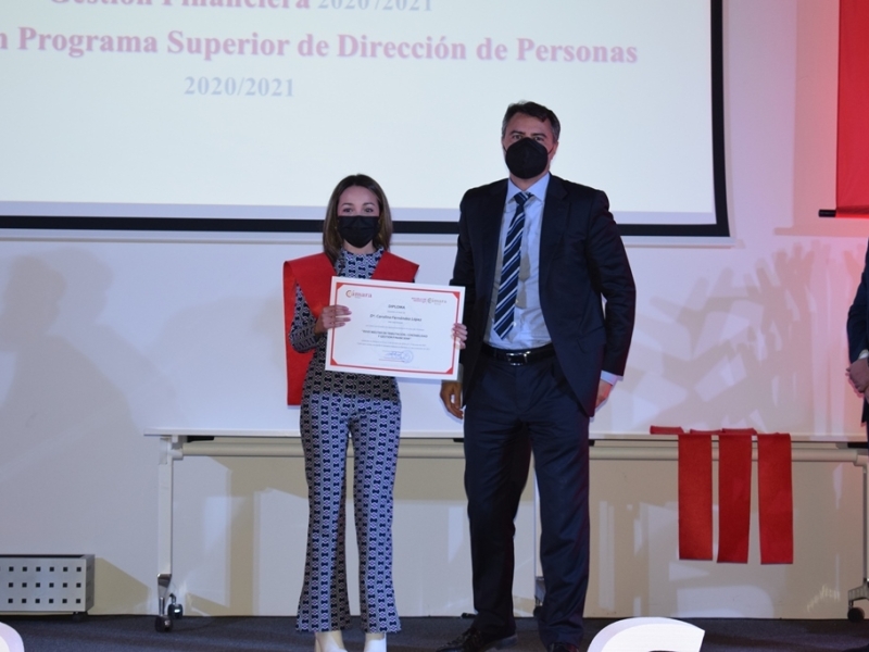 Clausura de la XXVII Promoción Máster Tributación, Contabilidad y Gestión Financiera y la primera promoción del Programa Superior en Dirección de Personas de la Cámara