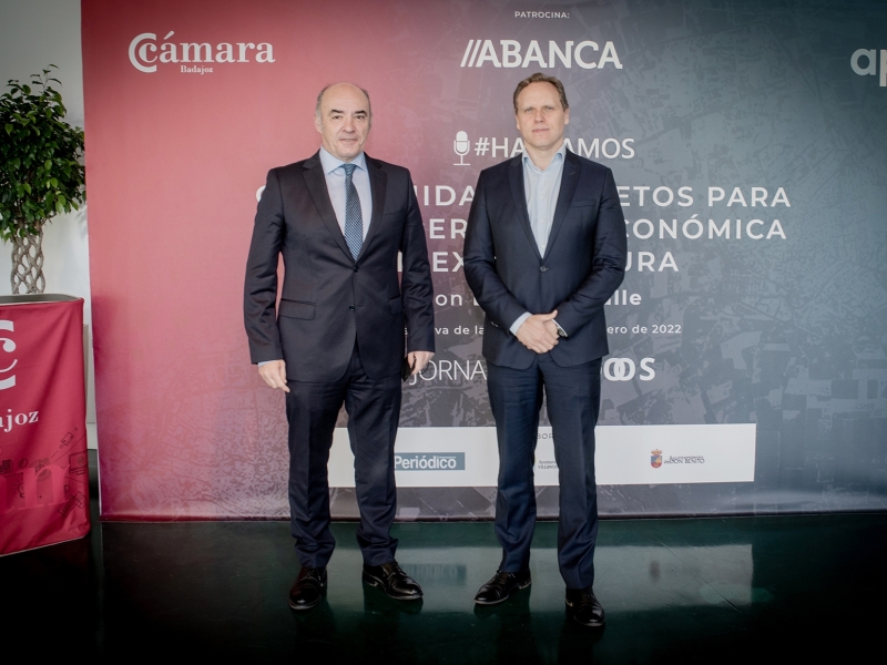 Daniel Lacalle analiza las oportunidades y retos para la recuperación de Extremadura en el nuevo encuentro HABLAMOS de Cámara Badajoz