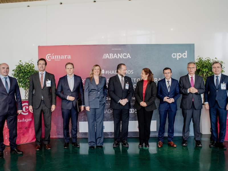 Daniel Lacalle analiza las oportunidades y retos para la recuperación de Extremadura en el nuevo encuentro HABLAMOS de Cámara Badajoz