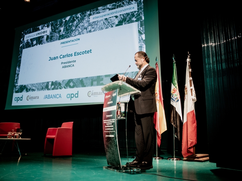 Daniel Lacalle analiza las oportunidades y retos para la recuperación de Extremadura en el nuevo encuentro HABLAMOS de Cámara Badajoz