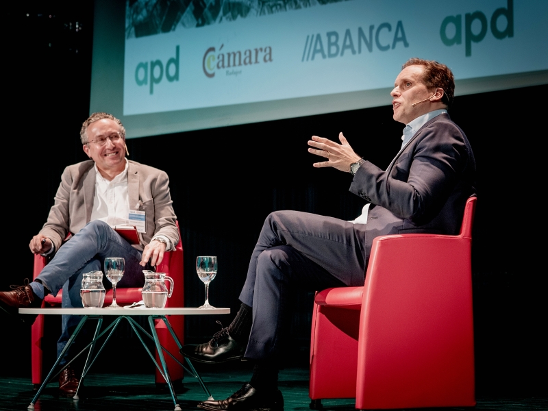 Daniel Lacalle analiza las oportunidades y retos para la recuperación de Extremadura en el nuevo encuentro HABLAMOS de Cámara Badajoz