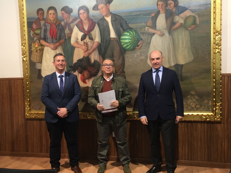 Firma de un nuevo convenio entre la Cámara de Badajoz y el Ayuntamiento de Almendralejo 