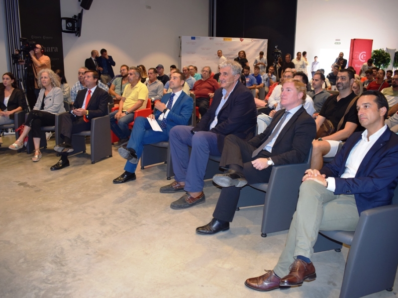 Romay, la Cámara de Comercio de Badajoz y 65YMÁS, unidos  en la campaña ‘Aprender de la Experiencia’