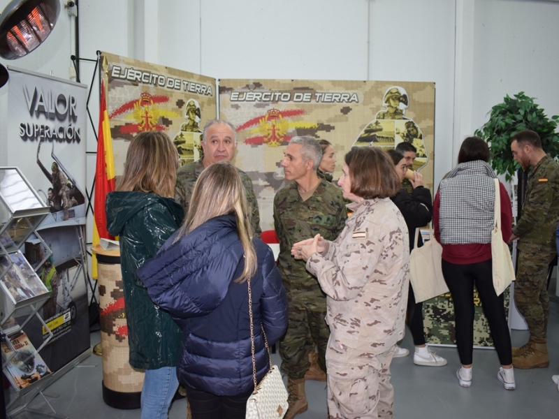 Celebrada la Feria de Empleo y Emprendimiento 2022 en Badajoz