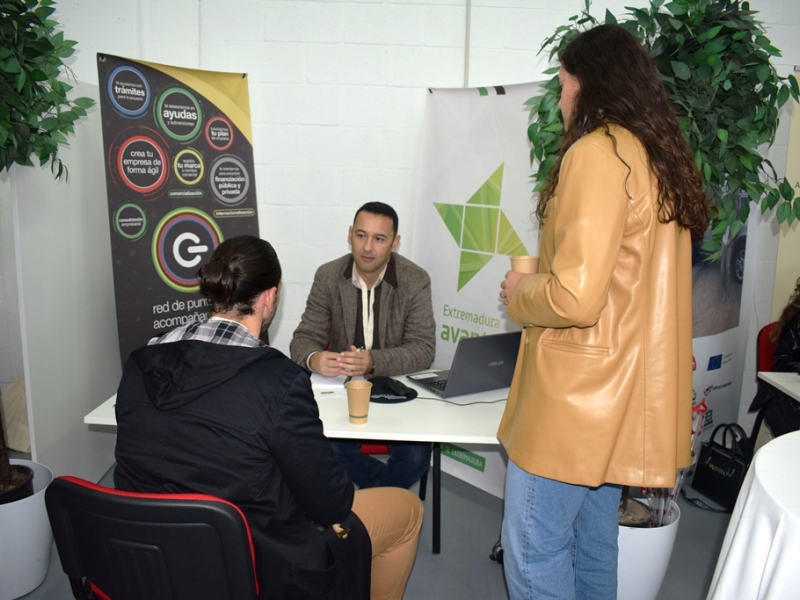 Celebrada la Feria de Empleo y Emprendimiento 2022 en Badajoz