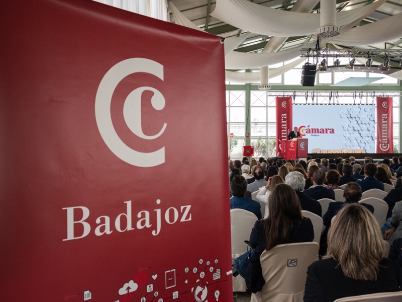 Se celebra el acto de presentación del nuevo Pleno de la Cámara de Comercio de Badajoz