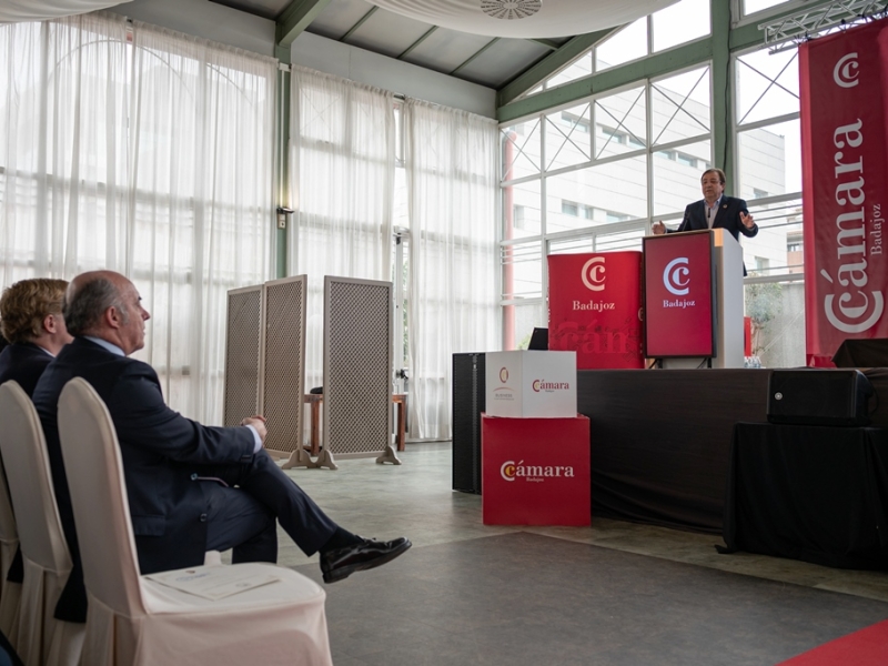 Se celebra el acto de presentación del nuevo Pleno de la Cámara de Comercio de Badajoz