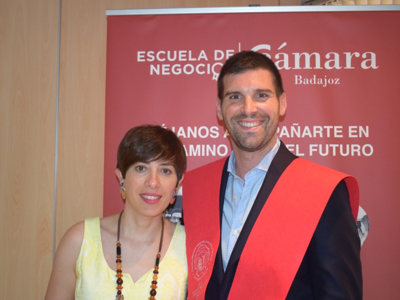 Graduación de los alumnos del XXVIII Máster de Tributación, Contabilidad y Gestión Financiera y de la V Promoción del Grado en Derecho 