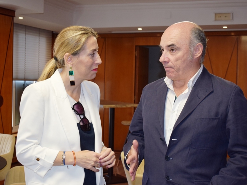 Importante encuentro entre  la presidenta del PP de Extremadura y el presidente de la Cámara