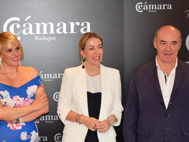 Importante encuentro entre  la presidenta del PP de Extremadura y el presidente de la Cámara