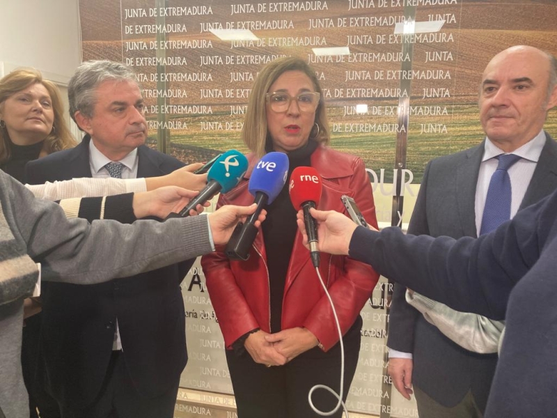 La Junta concede 4,5 millones a las Cámaras de Comercio de Badajoz y Cáceres para desarrollar programas de competencias digitales en zonas rurales