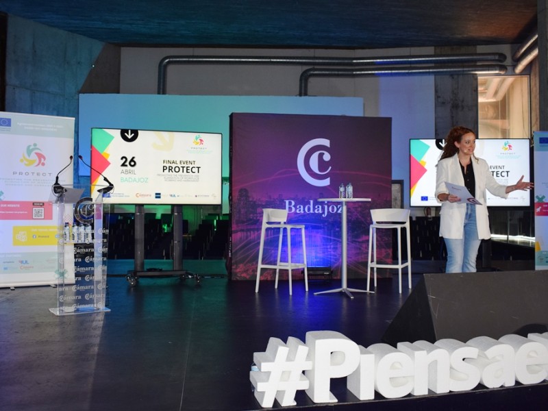 Un centenar de empresas se dan cita en el evento final del proyecto Protect de Cámara Badajoz