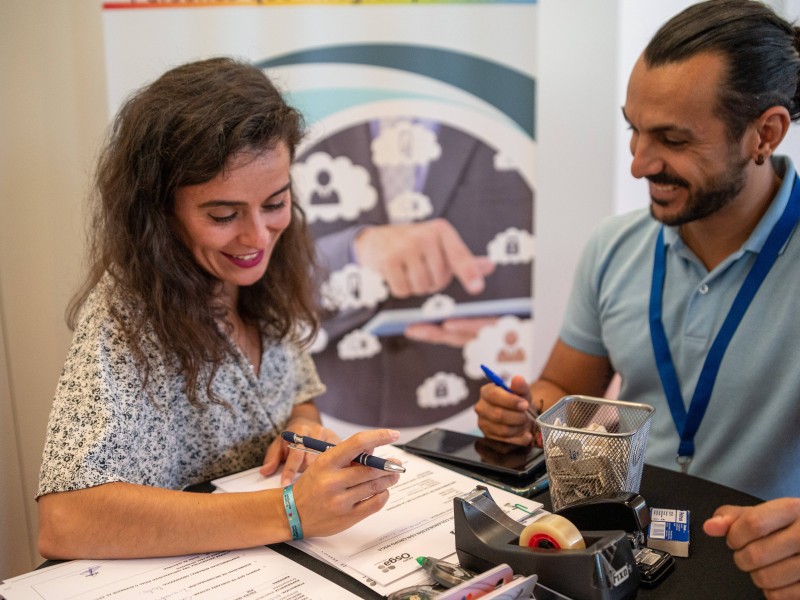 Más de 600 personas en la I Feria de Empleo para mayores de 45 años que celebra la Cámara de Comercio de Badajoz