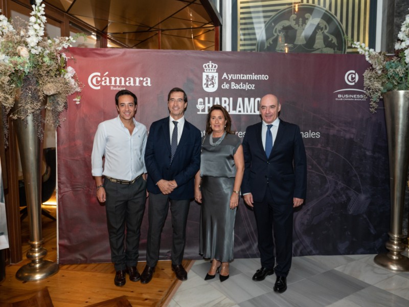 Mario Alonso Puig da las claves sobre la mentalidad de los número uno en el nuevo encuentro empresarial HABLAMOS de la Cámara de Badajoz